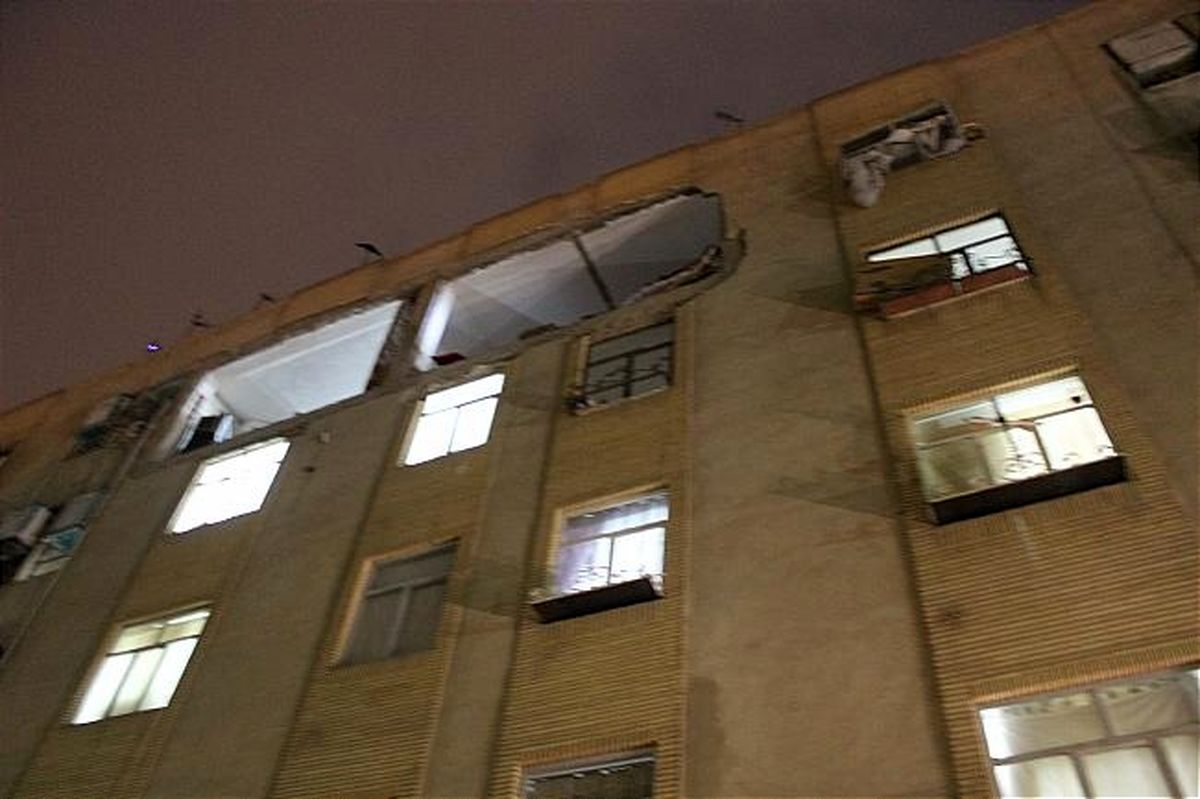 انفجار مهیب گاز در مجتمع مسکونی 5 طبقه