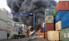 ضرر حدوداً ۳ تا ۴ میلیارد دلاری در حادثه بندر رجایی؛ چرا باید ۱۳۰ هزار کانتینر دپو می‌شد؟