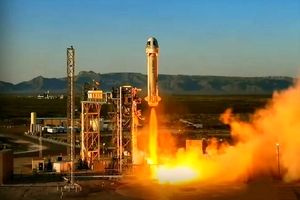 6 گردشگر فضایی «بلو اوریجین» به مرز نهایی سفر کردند/ ویدئوی سفر این 6 پولداری که بعد از سفری فضایی، سالم بر زمین نشستند

