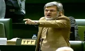 طعنه آذری جهرمی به کوچک‌زاده؛ ارز را بدهیم به نورچشمی‌ها تا در سبزه‌میدان عرضه کنند/ چرا بازی را بر هم می‌زنید آقای «راننده رفسنجانی»؟!