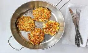 طرز تهیه کوکو کلم برگ