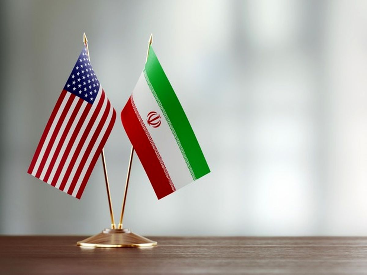 نخستین تصویر از زندانیان ایرانى - آمریکایى آزاد شده در راه بازگشت به آمریکا