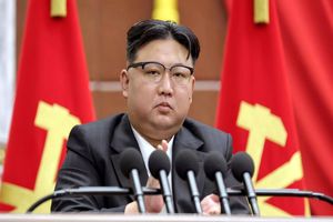 رهبر کره شمالی دستور داد کشورش برای جنگ «اجنتاب‌ناپذیر» آماده باشد

