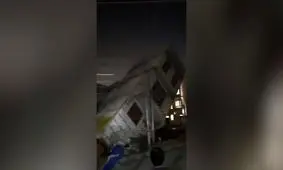 فاجعه در نجف؛ ریزش ناگهانی مجتمع مسکونی چندطبقه ده‌ها نفر را گرفتار کرد/ ویدئو