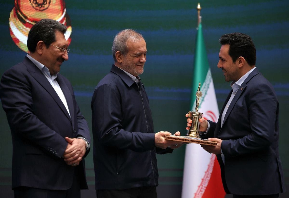 تقدیر رییس جمهور از عملکرد صادراتی درخشان شرکت نفت سپاهان