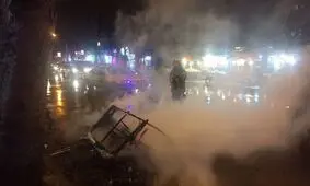 حریق کامیون حامل کپسول‌های اکسیژن در خمینی شهر