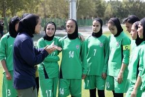 جریمه ۱۰۰۰ دلاری AFC برای بازیکن تیم ملی بانوان؛ آسیب به رختکن پس از شکست سنگین