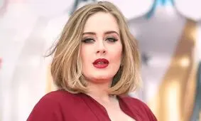 ادل با استایل متفاوتش در کنسرت همه را غافلگیر کرد/ عکس