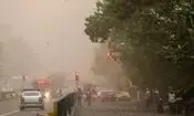 کرمان درگیر گرد و غبار؛ ادارات با ۲ ساعت تأخیر آغاز به کارمی کنند