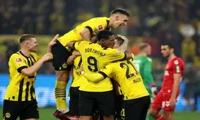 دورتموند صدر را با خونریزی تصاحب کرد

