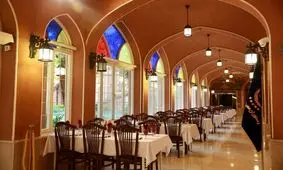 رستوران های معروف مشهد که ارزش یک بار رفتن را دارند