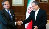 تجمع  در اعتراض به بازگشت بازرسان آژانس بین‌المللی انرژی اتمی