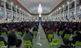 به دنبال بهره‌مندی صلح آمیز از مسئله‌ی هسته‌ای هستیم/ کسی که زندگی اشرافی دارد یا دم از تسلیم می‌زند نمی‌تواند به انقلاب پایبند باشد