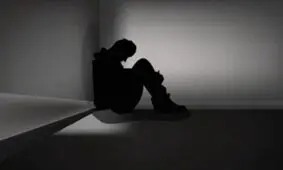 چرا زوج‌ها به خودارضایی روی می‌آورند؟ / همه آنچه باید از طلاق عاطفی یا طلاق خاموش بدانید
