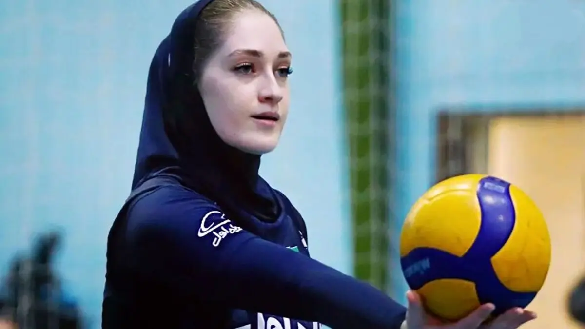 چشم های آبی و جادویی آیتک سلامت کاپیتان والیبال بانوان/ عکس