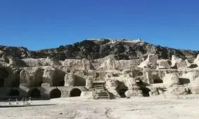 تصاویری از یک «تخت جمشید» جدید در ایران؛ «تخت جمشید خشتی»!