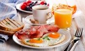 برای کاهش وزن صبحانه بخوریم یا نه؟