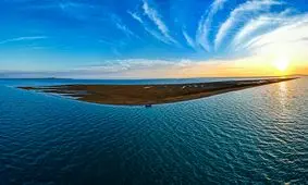 جزیره‌ای خارق‌العاده که در آب ناپدید می‌شود 