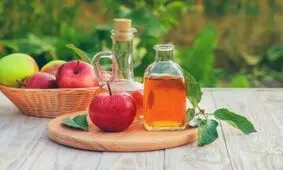 بهترین زمان و نحوه مصرف سرکه سیب برای لاغری