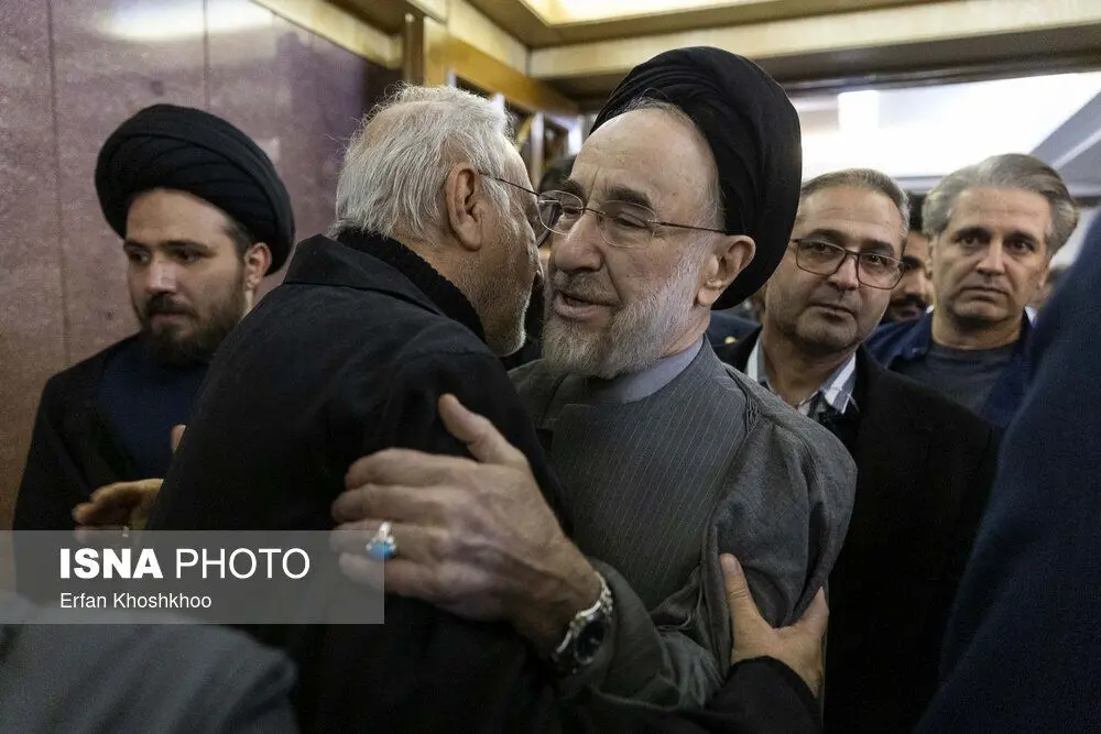 تصاویر: مجلس ترحیم اشرف بروجردی