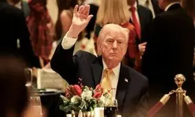 فیلمی از مراسم شام کریسمسی ترامپ و ملانیا در مارالاگو