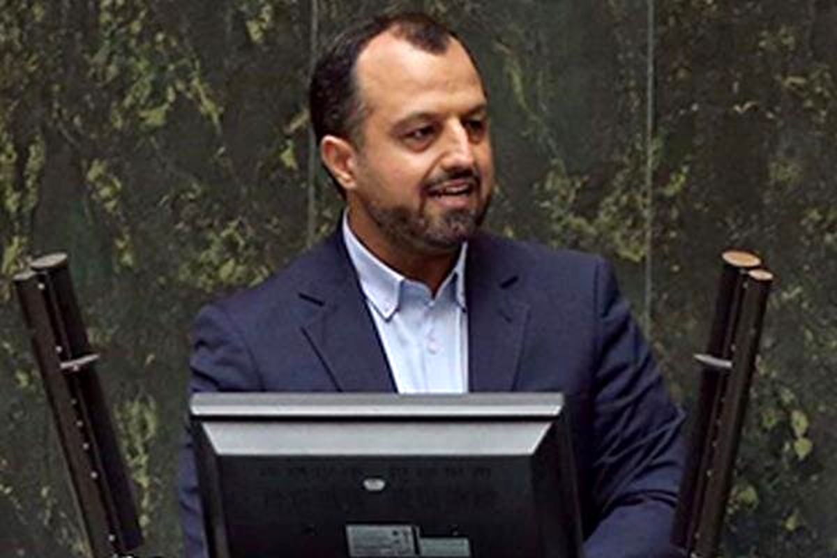 استقراض دولت از بانک مرکزی به صفر رسیده/به سفته بازی در بازار ارز پایان میدهیم