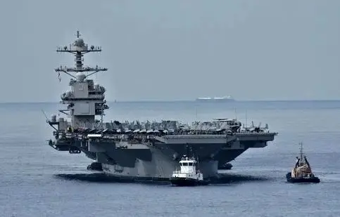 حواس برخی کاربران ایرانی به خرابی توالت ناو آمریکایی جرالد فورد جلب شده است!/ ویدئو