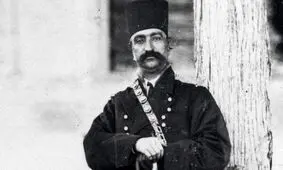 سفر در زمان؛ مجسمۀ «ناصرالدین شاه سوار بر اسب» در محوطۀ «باغشاه»؛ 130 سال قبل 