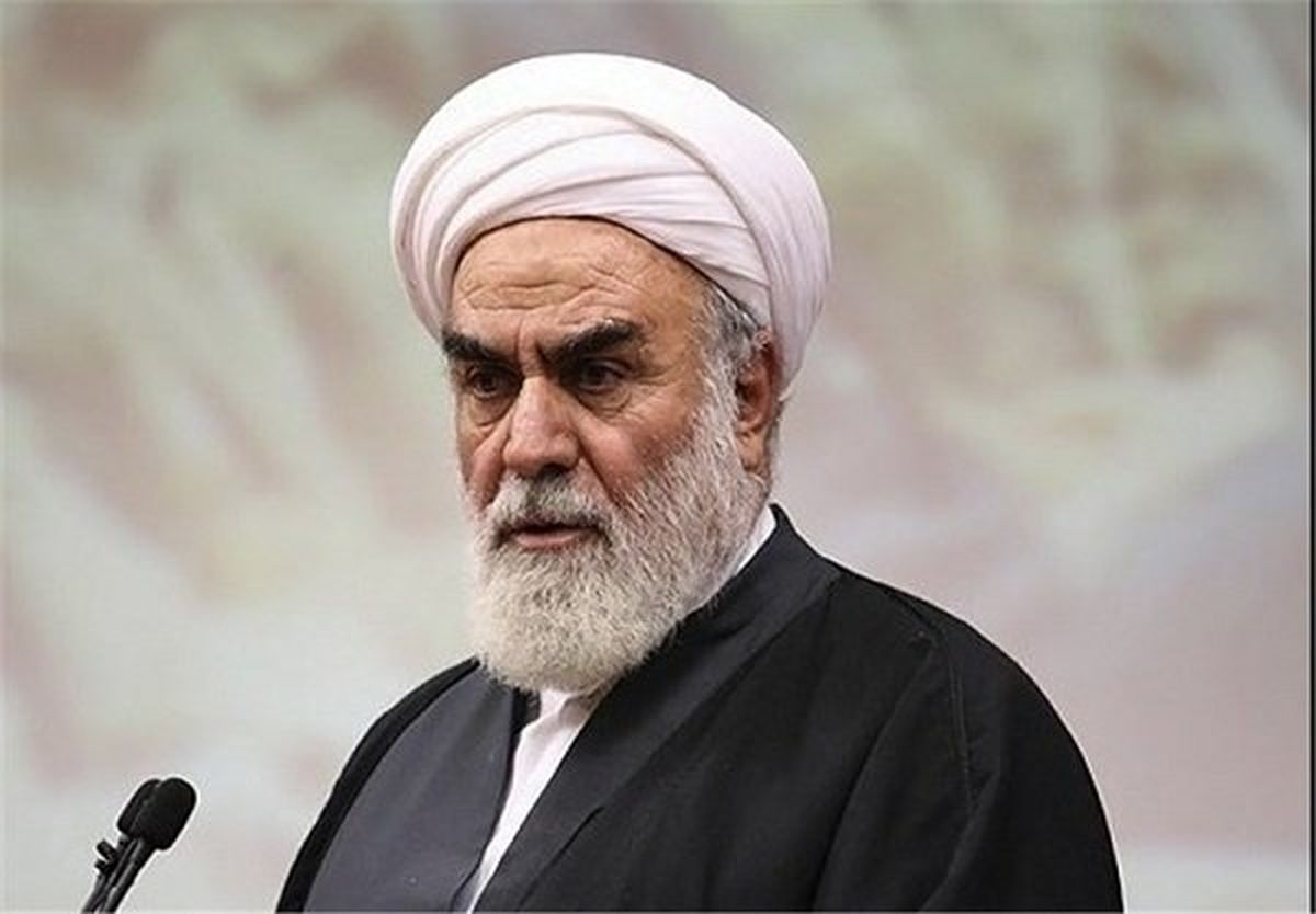 از برکت این نظام بود که اتوبان ساخته میشود/ انقلاب به زنان بها داد؛ امروز هر زنی میتواند به تحصیل خود ادامه دهد و پزشک شود/ مدیران جمهوری اسلامی باید سرباز باشند و سوال نمی کنند و فقط به وظیفه محوله فکر می کنند