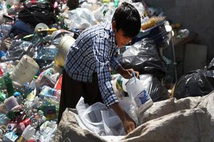 وجود ۱۲۰ انبار ضایعاتی غیرمجاز در شهر اهواز