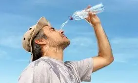 ۶ خوراکی و نوشیدنی خنک برای روزهای داغ