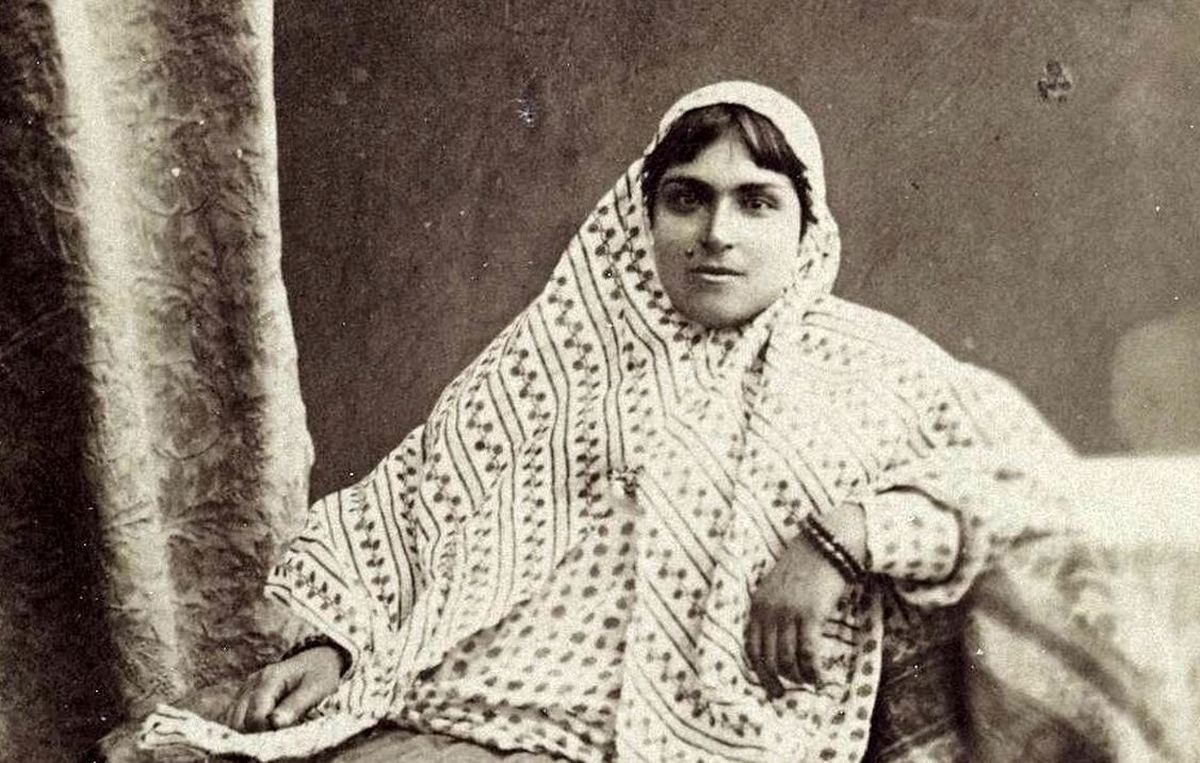 سفر به عصر قاجار؛ از «ایستگاه راه آهن تهران» تا «مظفرالدین شاه و صندلی چوبی»