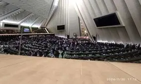 پایان تحلیف رئیس جمهور ایران و بی نظمی همیشگی این گونه مراسم/ ویدئو

