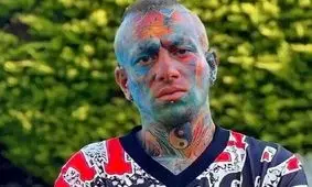 هرچه به سر تتلو آمد به خاطر سادگی و بی‌شیله‌پیله بودنش بود؛ امیرحسین مجبور شد برای گرفتن مجوز هر کاری بکند