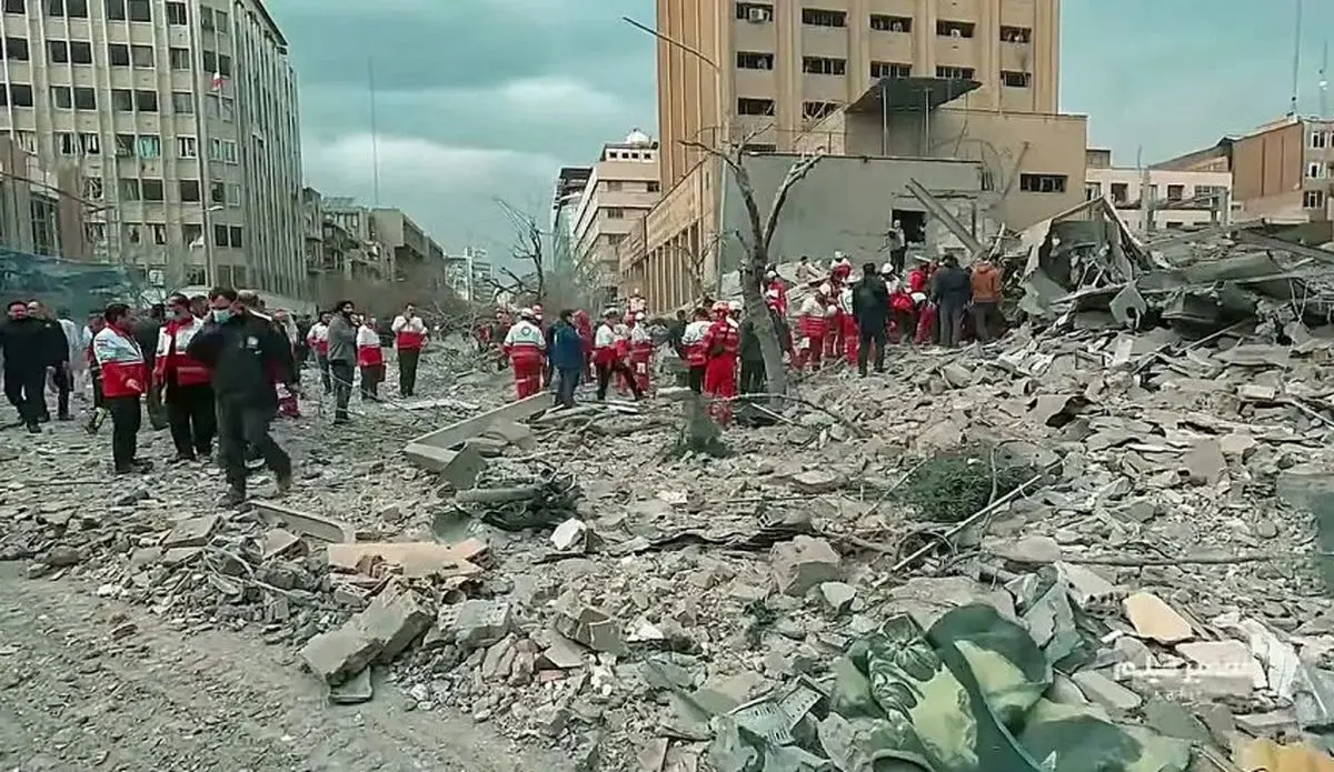 ویدئویی جدید از لحظه بمباران خیابان فردوسی تهران در زمان جنگ ۴۰ روزه با آمریکا و اسرائیل