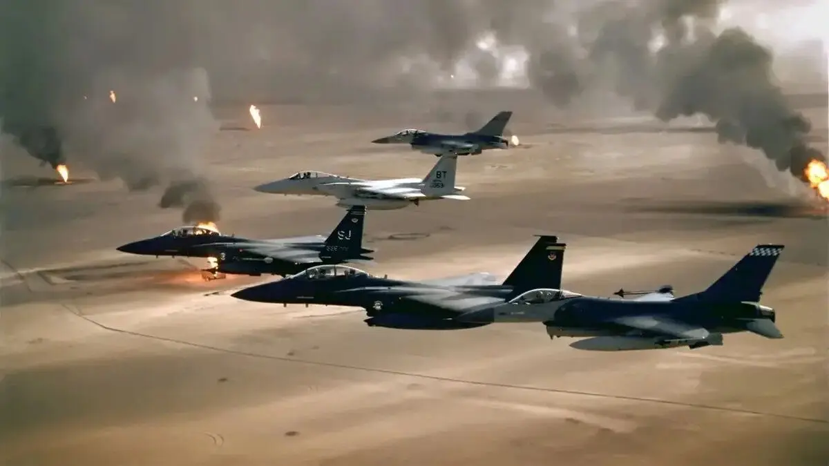  ۶ نشانه مهم از تغییر آرایش نظامی آمریکا | از ۲۳۲ تانکر سوخت‌رسان تا ۱۶۵ فروند جنگنده | چرا احتمال جنگ کاهش یافت؟ 