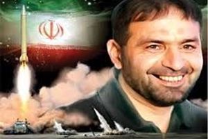 سفر به تاریخ؛ «حسن طهرانی مقدم، پدر موشکی ایران» در حال استتار خودرو در جبهه؛ دهۀ 60