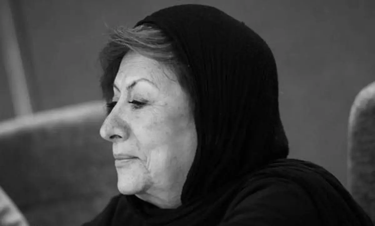 پری صابری درگذشت

