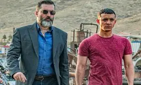 سفر در زمان؛ «جاوید» سریال یاغی در کنار پدر، مادر و خواهرش در 21 سالگی 