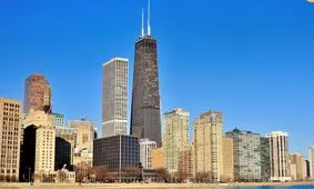 مردی که تمام آسمان خراش‌های جهان را با بامبو نجات داد