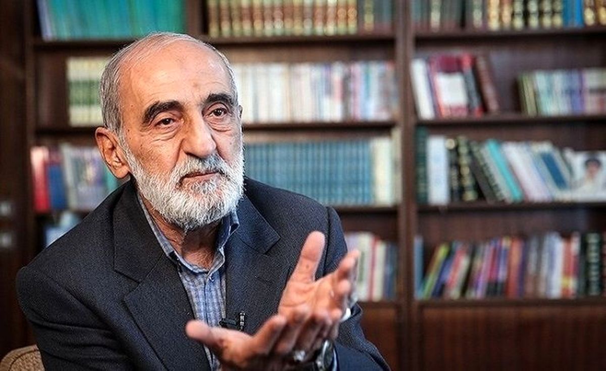 گفت «وقتی این اندازه نسبت به سرنوشت ما حساسید، چرا دستگیرم کردید؟»، گفتیم «اگر دستگیر نشده بودی به راه خطایت ادامه میدادی»/ قطره اشکی ریخت و گفت: «دستگیری من لطف خدا بود»