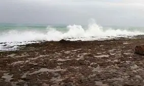 طغیان وحشتناک دریا در بندرعباس/ ویدئو