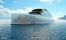 قایق شیشه ای لوکس که شما را نامرئی می‌کند