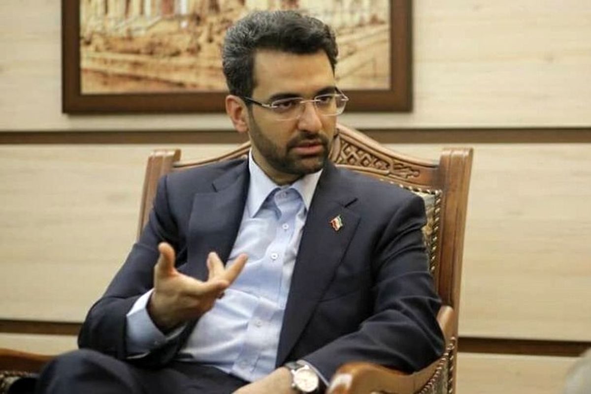 واکنش آذری جهرمی به نامهی ساترا به نهادهای امنیتی: پیشبینی کرده بودم که از دید شما، پلتفرمهای داخلی هم تهدید امنیتی خواهد بود