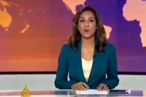 وحشت مجری الجزیره هنگام ورود ناگهانی موش در پخش زنده/ ویدئو