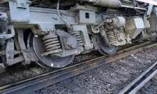 خارج شدن قطار از ریل در ایستگاه هشتگرد/ ویدئو