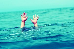 نجات جان دو جوان از غرق شدگی در رودخانه سقز