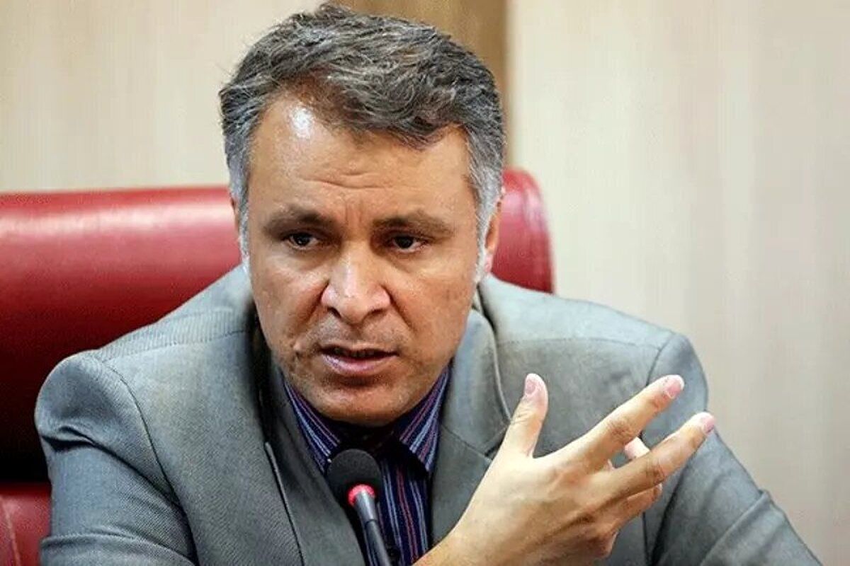 پیشنهاد مشفقانه محمد فاضلی: همکاران آقای رئیسجمهور کمتر سخن بگویند