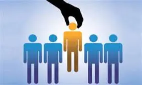 شاید رئیسی نمی‌داند در کشور انتصابات فامیلی صورت گرفته است