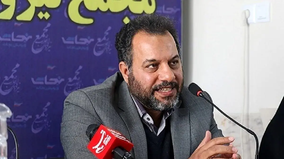  زیدآبادی: سخنان اخیر نماینده اصفهان اعلام شورشگری علنی است